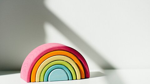 身近な人が、少しだけ生きやすくなる。いま知っておきたい「アライ（Ally）」って？ - by them（バイゼム）